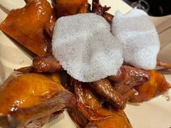 脆皮乳鸽-鸽子侯·家宴·平价海鲜(市图书馆店)