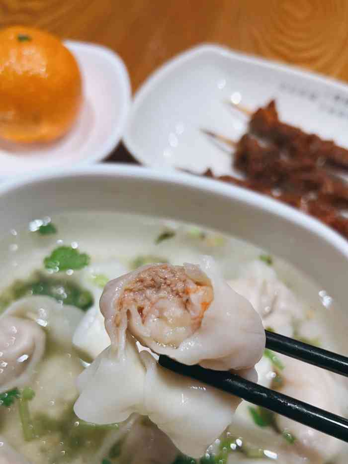 南城香(北京南站店)-"北京南站里面的地铁口出来就是哦,非常的方.