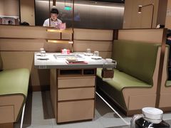 卡座-海底捞火锅(金光华店)