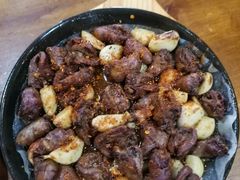 -老东镇啤酒屋海鲜加工·蒸汽海鲜·海鲜烧烤(台东店)