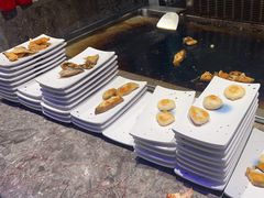 -曼格活海鲜·牛排自助(光明蓝鲸店)