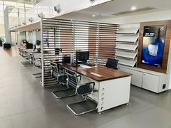 -奔驰上海利星(七宝店)
