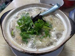 砂锅小馄饨-小许三鲜砂锅馄饨店(家多乐烟酒店)