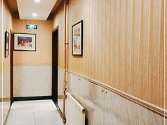 -金牌餐厅·天津菜·八珍豆腐·老爆三(瓷房子店)