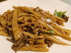 -天天向上素食餐厅(五台山店)