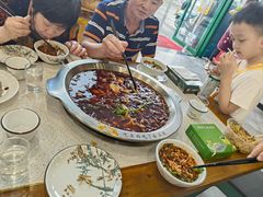 -老表牌·蛙蛙鸡冷锅鱼(成都东站店)