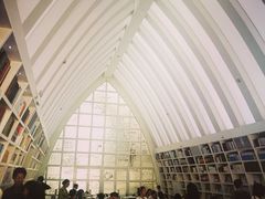 -钟书阁(松江泰晤士小镇店)