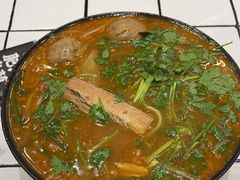 -肥汁米蘭香港米线(长宁来福士店)