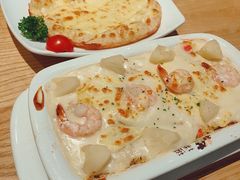 大虾菠萝焗饭-菲滋意式餐厅(西湖文化广场店)