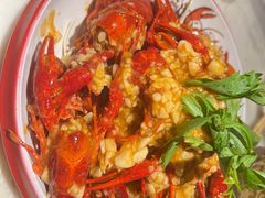 -老街烧烤大排档·地道湖北菜·龙虾馆(汉口火车站店)