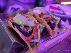 -Famous肥猫墨西哥音乐餐吧(五棵松华熙LIVE店)