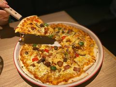 幸会饭堂荤香薄底披萨-幸薈飯堂