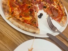 -城市大道红炉披萨烘焙坊