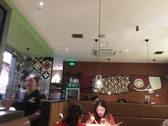 大堂-里岛烤鱼(东港凯虹广场店)