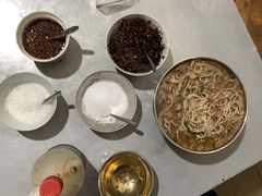 -正宗杨记普洱酸醋米线(总店)