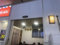 -冶建镜子·老南昌大排档·江西虾王(总店)