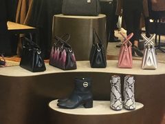 -COACH蔻驰(赛特奥特莱斯店)