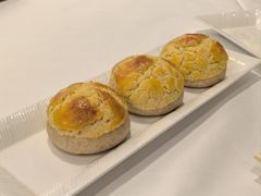 酥皮叉烧包-白天鹅宾馆-宏图府餐厅