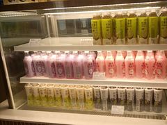 -奈雪的茶(中华广场店)