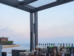 -瑰丽酒店·海吧·天际下午茶·现场DJ·天台酒吧