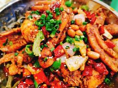 干锅鸭掌拼鸡尖-迎三江菌汤兔(星桥街西段店)