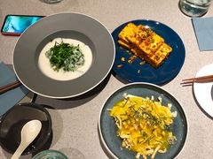 石屏豆腐-半山腰·云南菜(侨福芳草地店)