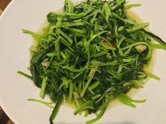 -黄泥岗·地道湖北菜(奥特莱斯店)