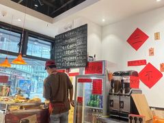 -柳州肥姨妈大骨螺蛳粉(曹路店)