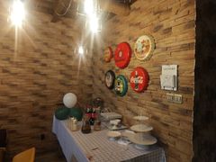 -玩坞轰趴馆·户外团建聚会主题生日派对馆(世豪广场店)