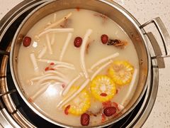 -三人行骨头王火锅(长寿店)