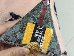 -全家便利店(东直门店)
