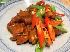 辣炒秘制滷猪蹄-静一餐厅·湖北菜(前门创始店)