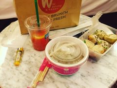 -上海龙之梦万丽酒店