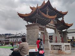 -老滇山寨•云南特色菜•地方菜•民族风情歌舞表演(金碧店)