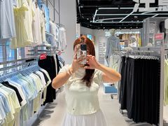 -王府井奥莱临潼小镇(临潼店)