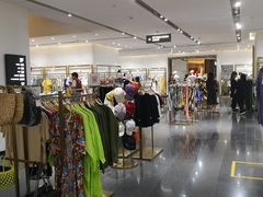 -URBAN REVIVO(济南世茂广场店)