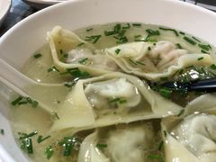 黑鸡枞鲜肉馄饨-潘国仙耳光馄饨(黄家阙路店)