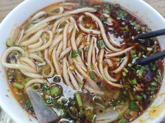 -陇上全荟兰州传统牛肉面(延吉路店)
