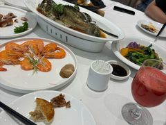 -万龙洲海鲜(大兴绿地缤纷城店)