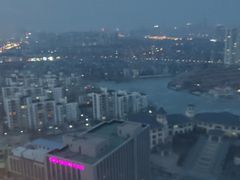 -天津梅江中心皇冠假日酒店