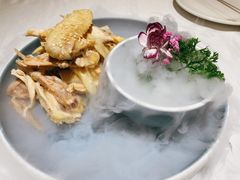 盐焗手撕鸡-尚一汤 广东炖汤(金桥国际店)