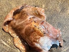 火炙和牛寿司-铭牛烧肉·和牛海鲜自助(高新月牙湖店)
