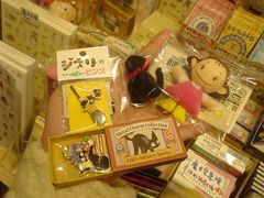 -猫的天空之城概念书店(束河店)