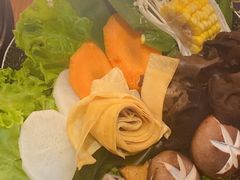 -呷哺呷哺(融创茂店)