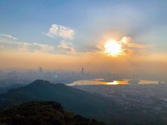 -紫金山山顶公园