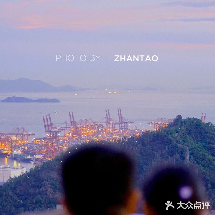 手机调色教程·黄油相机·南山公园的晚霞