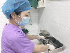 -雅致口腔门诊部(五羊邨地铁店)