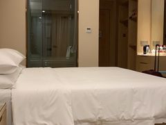 -维也纳酒店(重庆西站巴国城店)