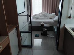 -展汇城国际Apartment(福田会展中心店)