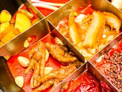 -红九格老火锅(三峡广场店)